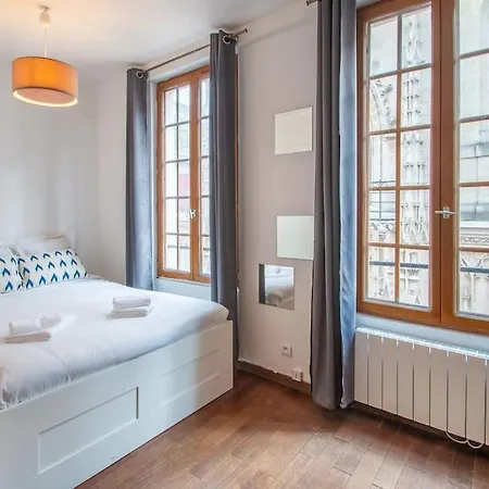 Spacieux Dans Le Beau Quartier Du Marais *